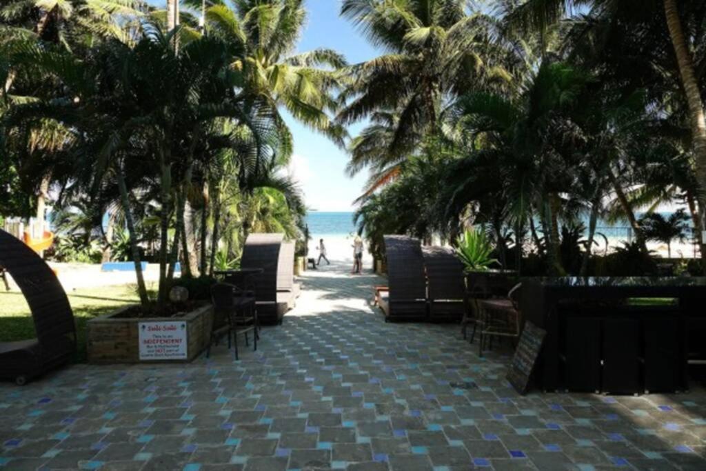Cowrie Beach Haven Studio Apartment Mombasa Bagian luar foto