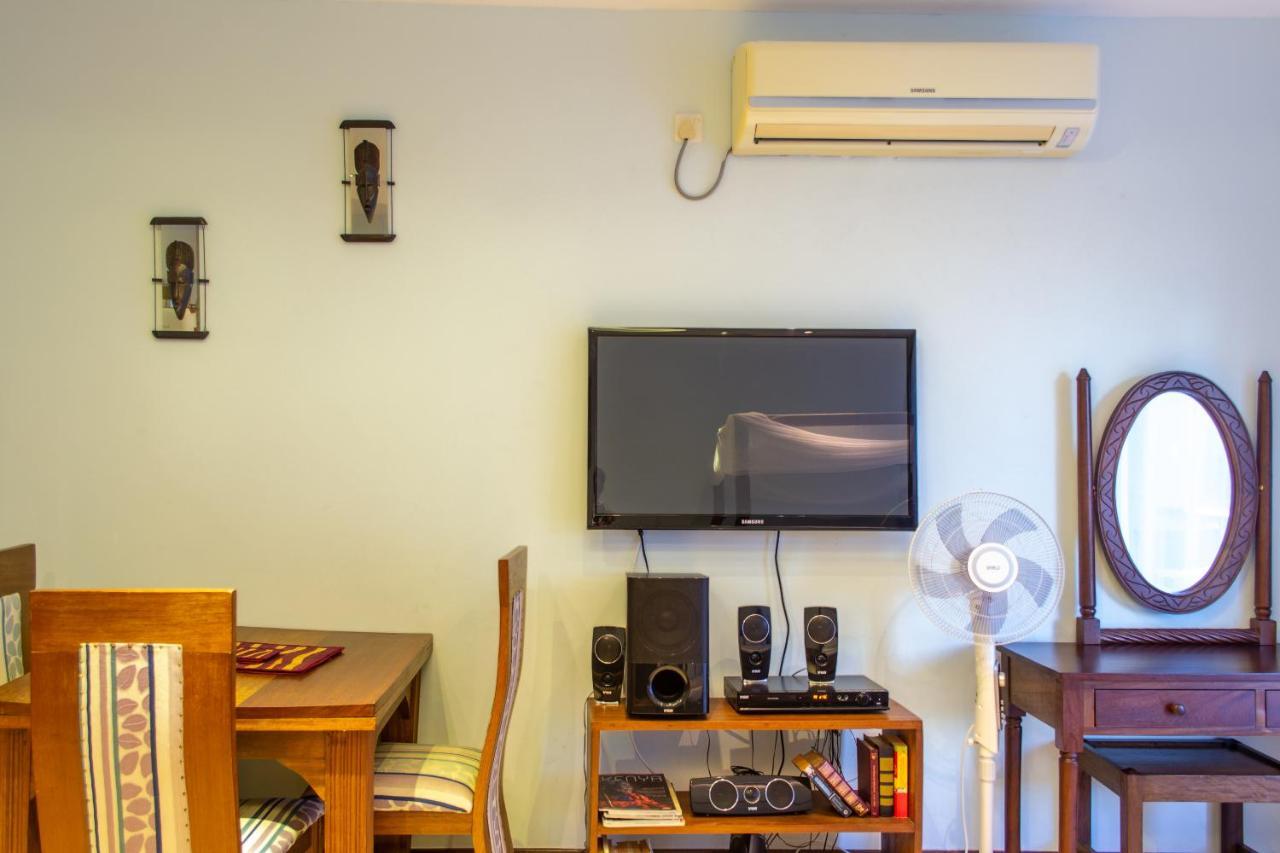 Cowrie Beach Haven Studio Apartment Mombasa Bagian luar foto